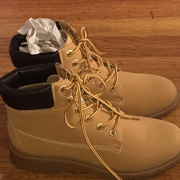 Telluride Clothing Company Shoes - Women’s Brown Snow/Rain Boots